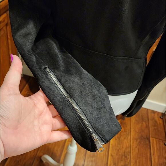 BANANA REPUBLIC Women's Black Vegan Suede Moto Jackets size XS NEW - Picture 6 of 7